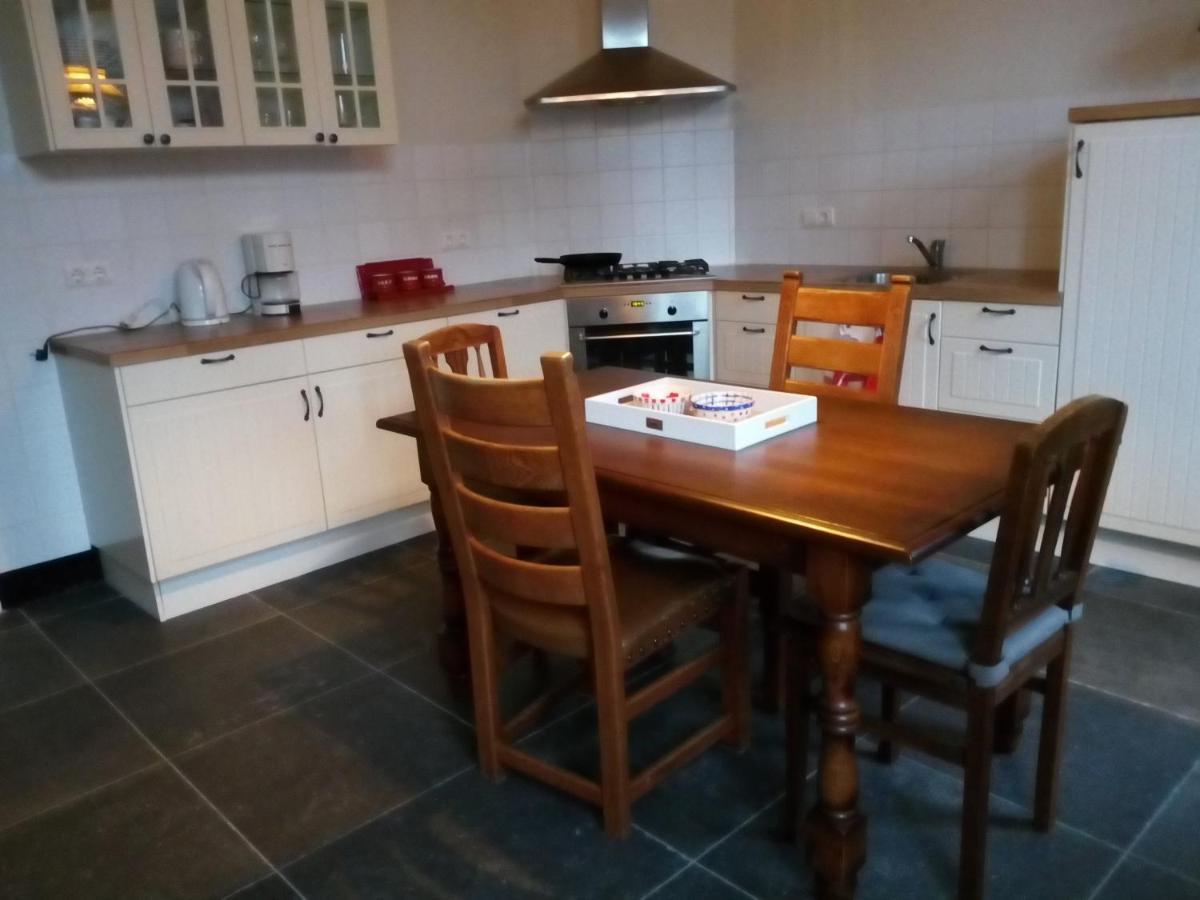 Vakantiehuis In Het Voorhuis Dommelen Bagian luar foto