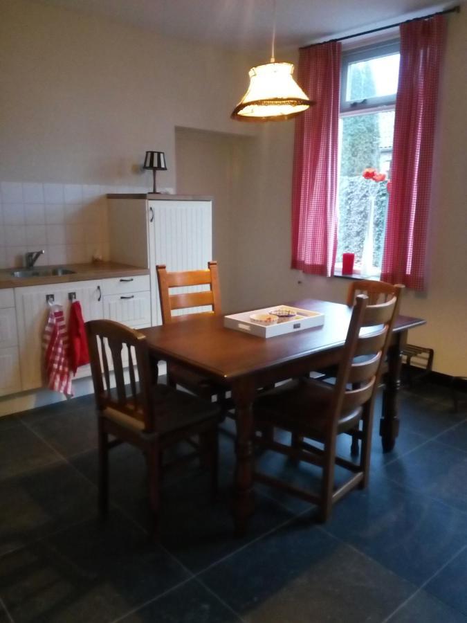Vakantiehuis In Het Voorhuis Dommelen Bagian luar foto