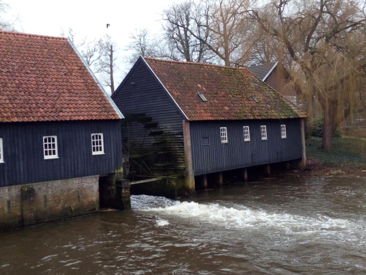 Vakantiehuis In Het Voorhuis Dommelen Bagian luar foto